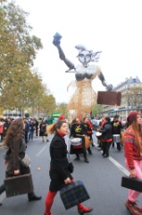 Rue Libre! Paris 2016 79 * 5184 x 3456 * (6.6MB)